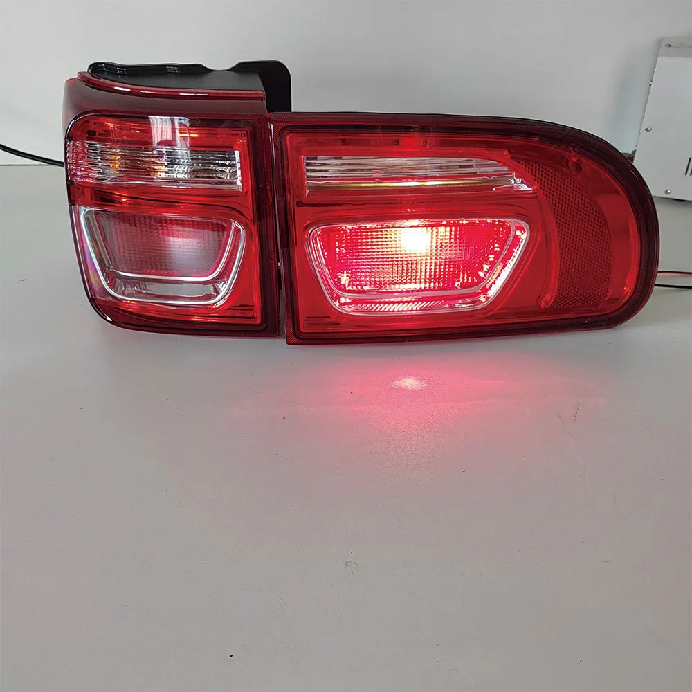 Фото Пара автомобильных задних фонарей для Mitsubishi Delica L400 PD8W PF6W 1995-2002 задние фонари стоп-сигналы указатель поворота №3
