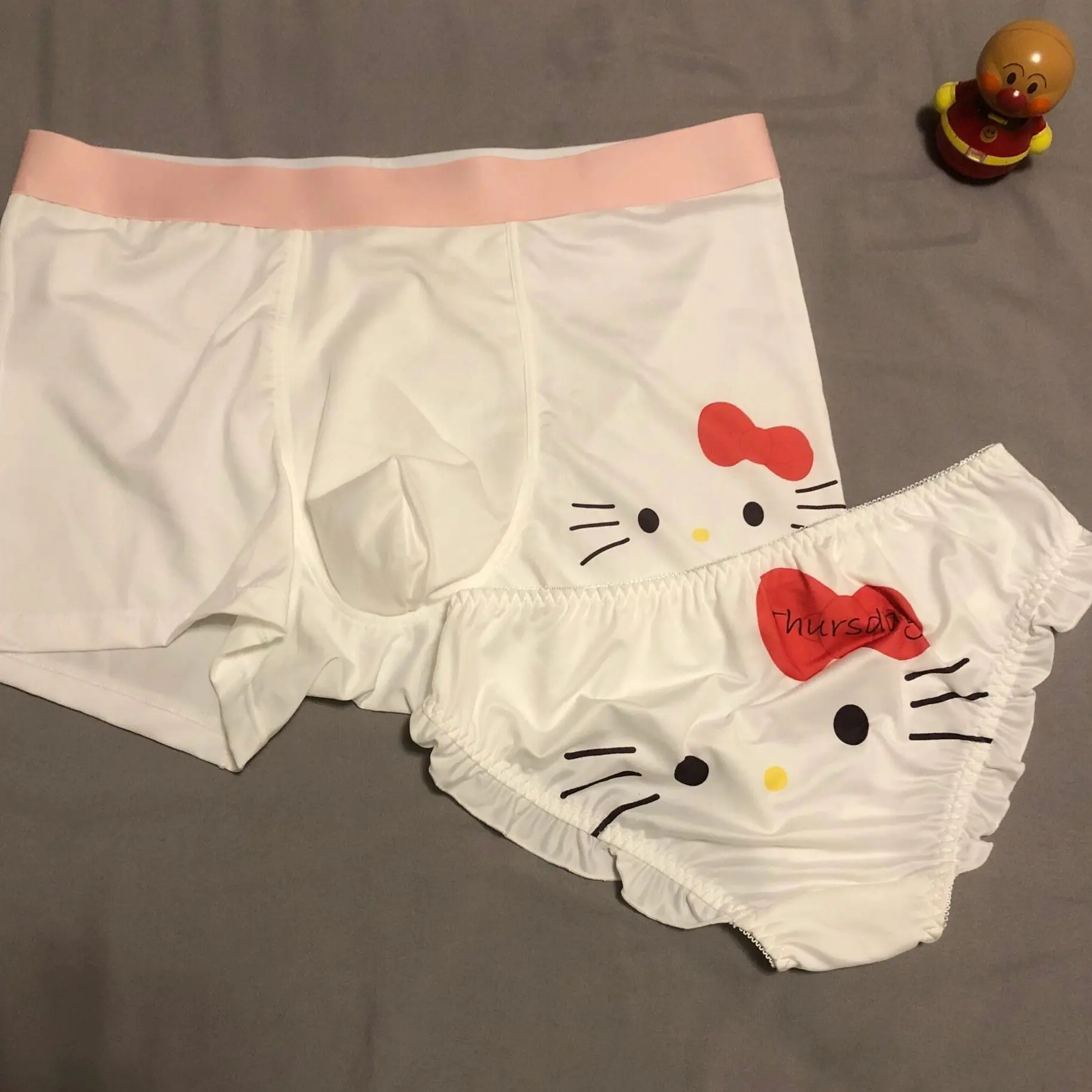 Фото 2 шт. Sanrio Hello Kitty нижнее белье для пары милый мультфильм девчачье сердце женские трусы Kawaii мужские трусы-боксеры сексуальный подарок для пары №2