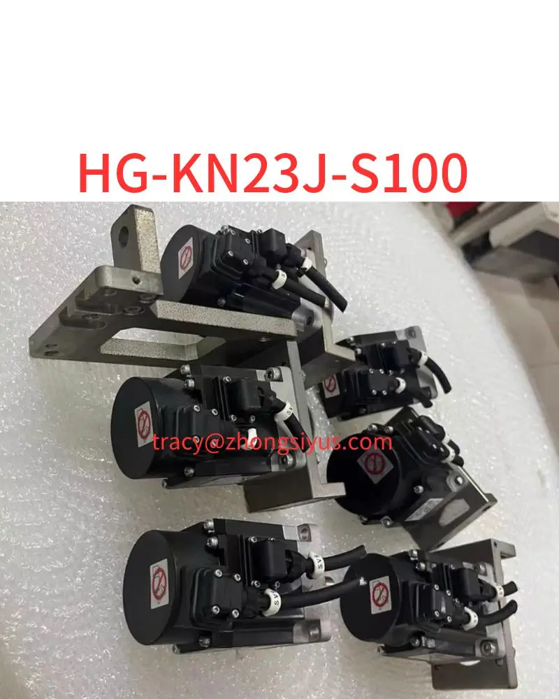 Б/у двигатель HG-KN23J-S100 мощностью 200 Вт