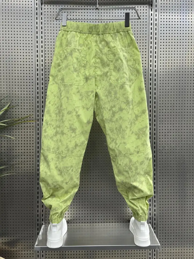 Фото Tie Dye Свободные классические мужские повседневные брюки Harajuku Модные мужские укороченные брюки в корейском стиле Дизайнерский тренд 2025 года Новая одежда №4