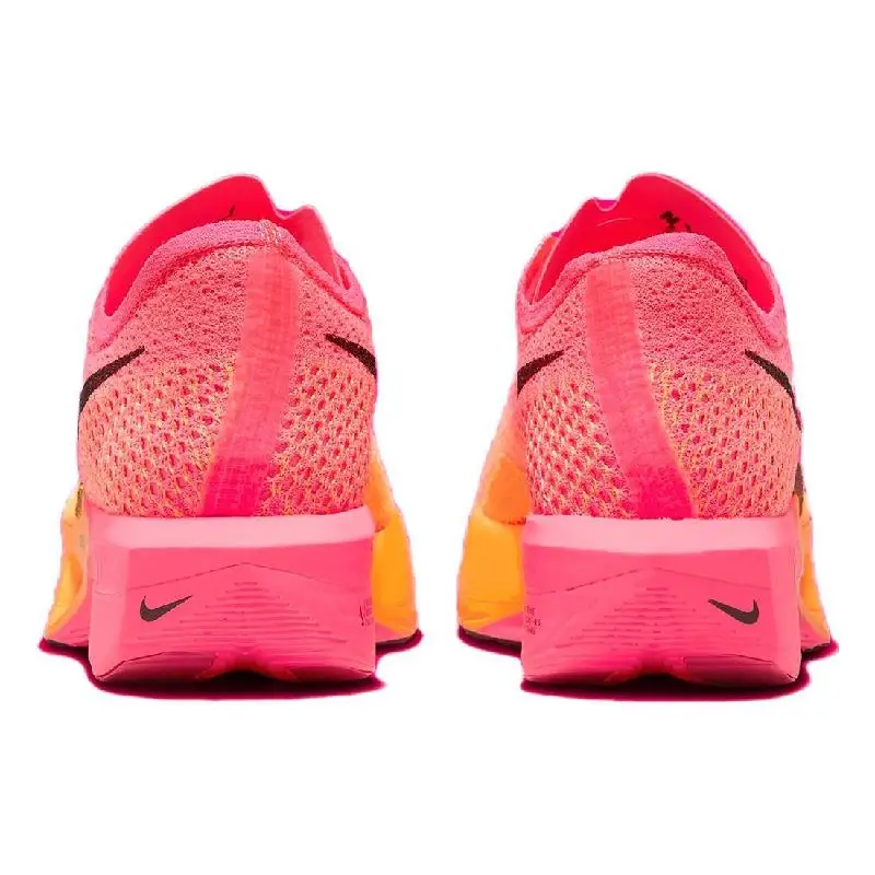 Фото Женские кроссовки Nike ZoomX VaporFly Next % 3 