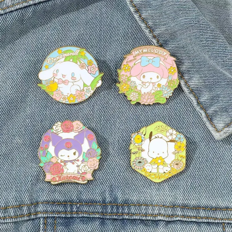 Фото Женская Брошь, аниме экшн-фигурки Kuromi Cinnamoroll, My Melody, одежда, рюкзак, декоративные модели, детские подарки №3