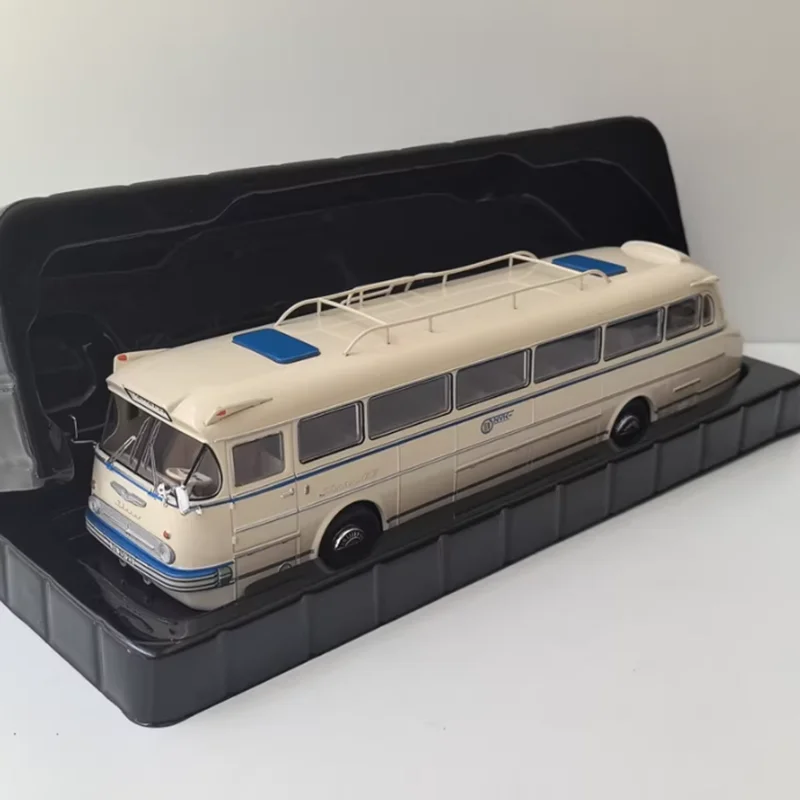 Фото IXO масштаб 1/43 IKARUS 66 1972, пластиковая имитация модели автомобиля, статическая коллекция, украшенные праздничные подарки, игрушки, сувенирный подарок №3