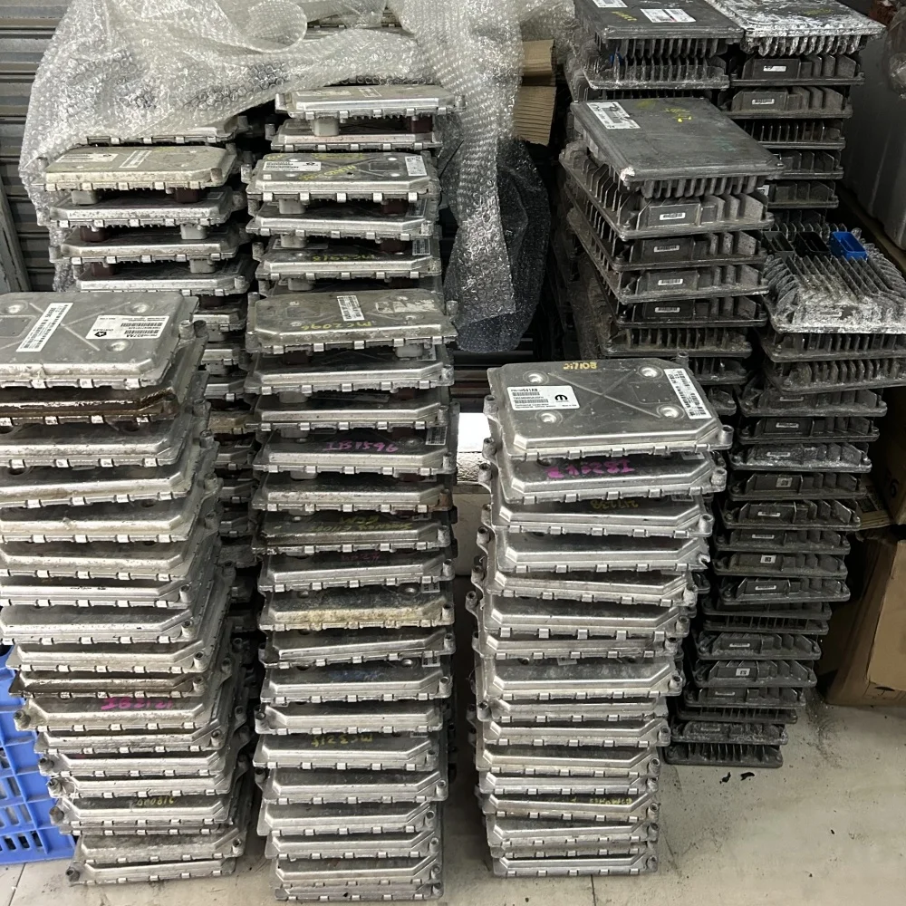 Фото Блок управления двигателем MPX Body ECU ABS-ECU для Isuzu DPF 8X090135A 8974355782 №5