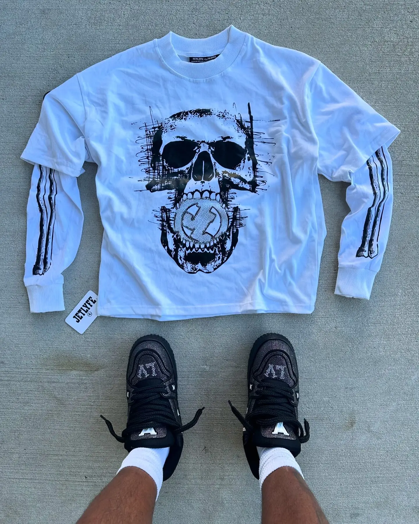 Трендовый дизайн Sense Skulls Pattern Белые длинные рубашки Повседневные большие размеры Однотонные толстовки с капюшоном в стиле Харадзюку Готическая одежда