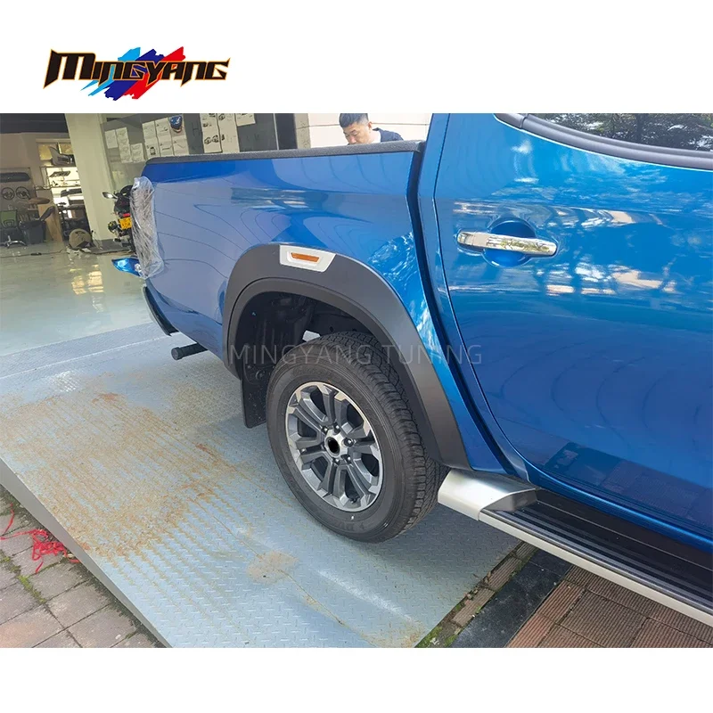 Фото L200 Аксессуары для расклешенных крыльев 2019-2023 для колесной арки Mitsubishi Triton №3