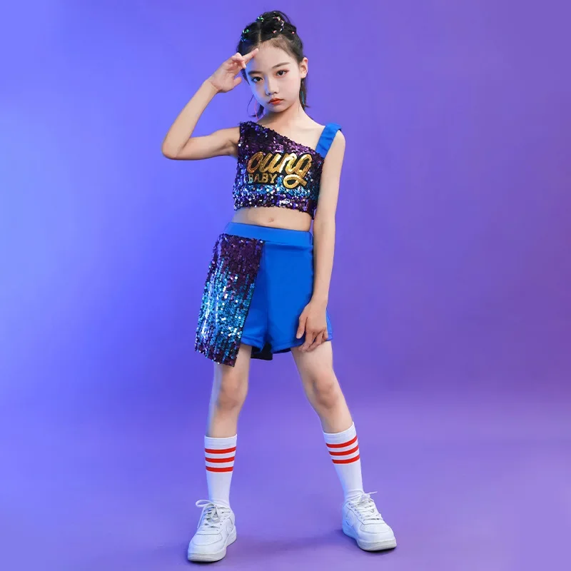Детская крутая одежда в стиле хип-хоп Kpop, синяя футболка с блестками на одно плечо, укороченный топ, летние шорты для девочек, костюм для джазового танца, комплект одежды