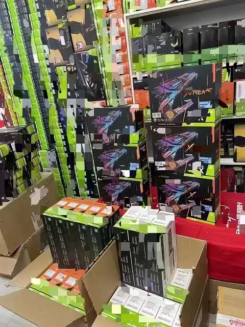 Купите 2, получите 1 бесплатно Купите 2, получите 1 бесплатно M S- GeForce i RTX Ventus 3X 4080 OC 16 ГБ 4444444