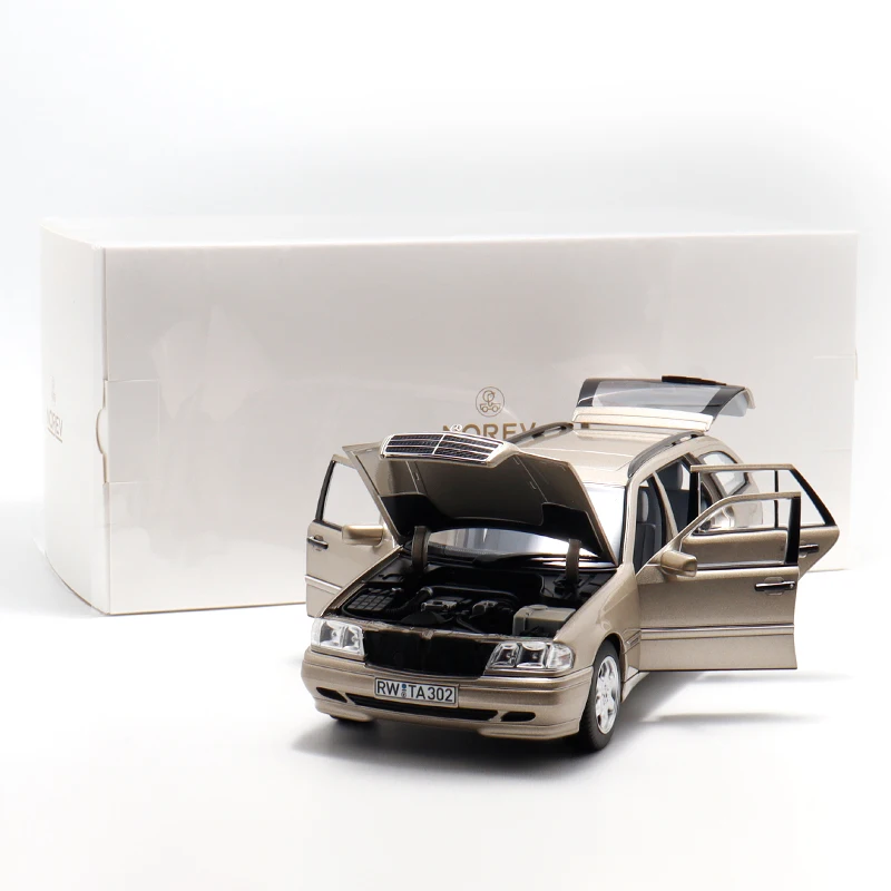 Фото Литой под давлением BriScalemicro масштаб 1:18 BENZ C-Class Estate 1993, имитация сплава, модель автомобиля, Коллекционная игрушка, сувенир, украшение для дисплея №2