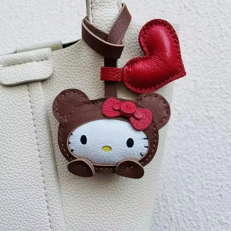 Фото Кожаный кулон «Hello Kitty» ручной работы, овечий крест, дизайн, милый подарок для девочки, брелок для автомобиля на день рождения, аксессуар для сумки №3