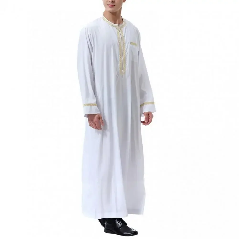 Лето 2023, новый мусульманский мужской халат jubah с коротким рукавом и вышивкой в арабском этническом стиле, мужская исламская одежда