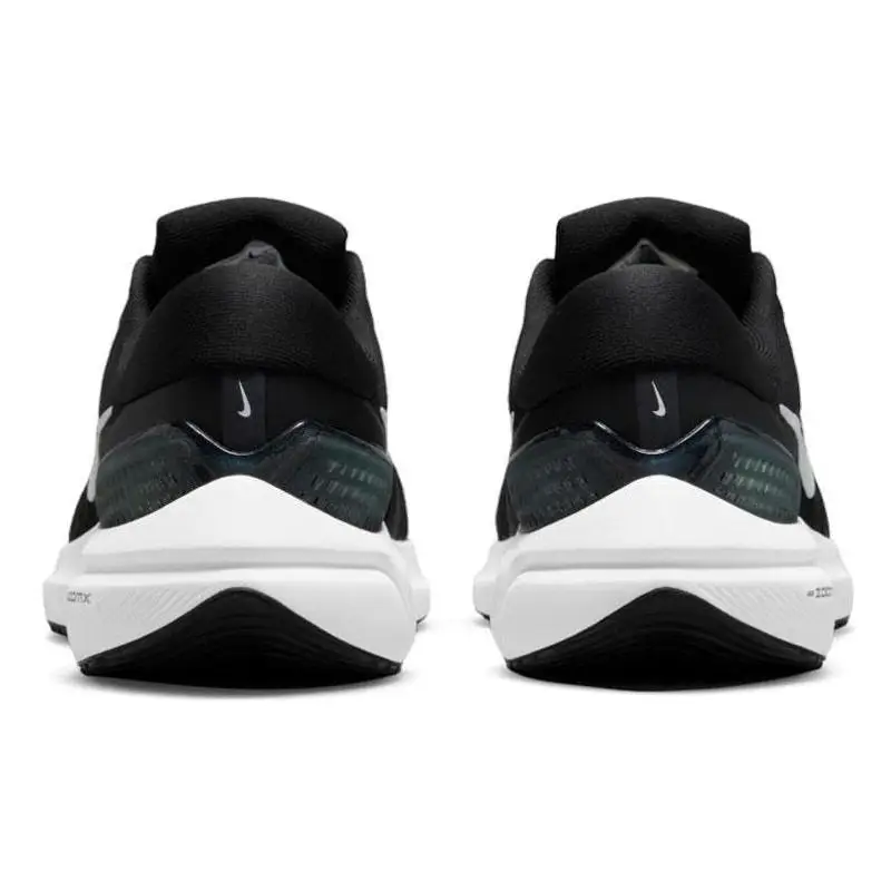 Фото Кроссовки Nike Air Zoom Vomero 16, черно-белые DA7245-001 №4