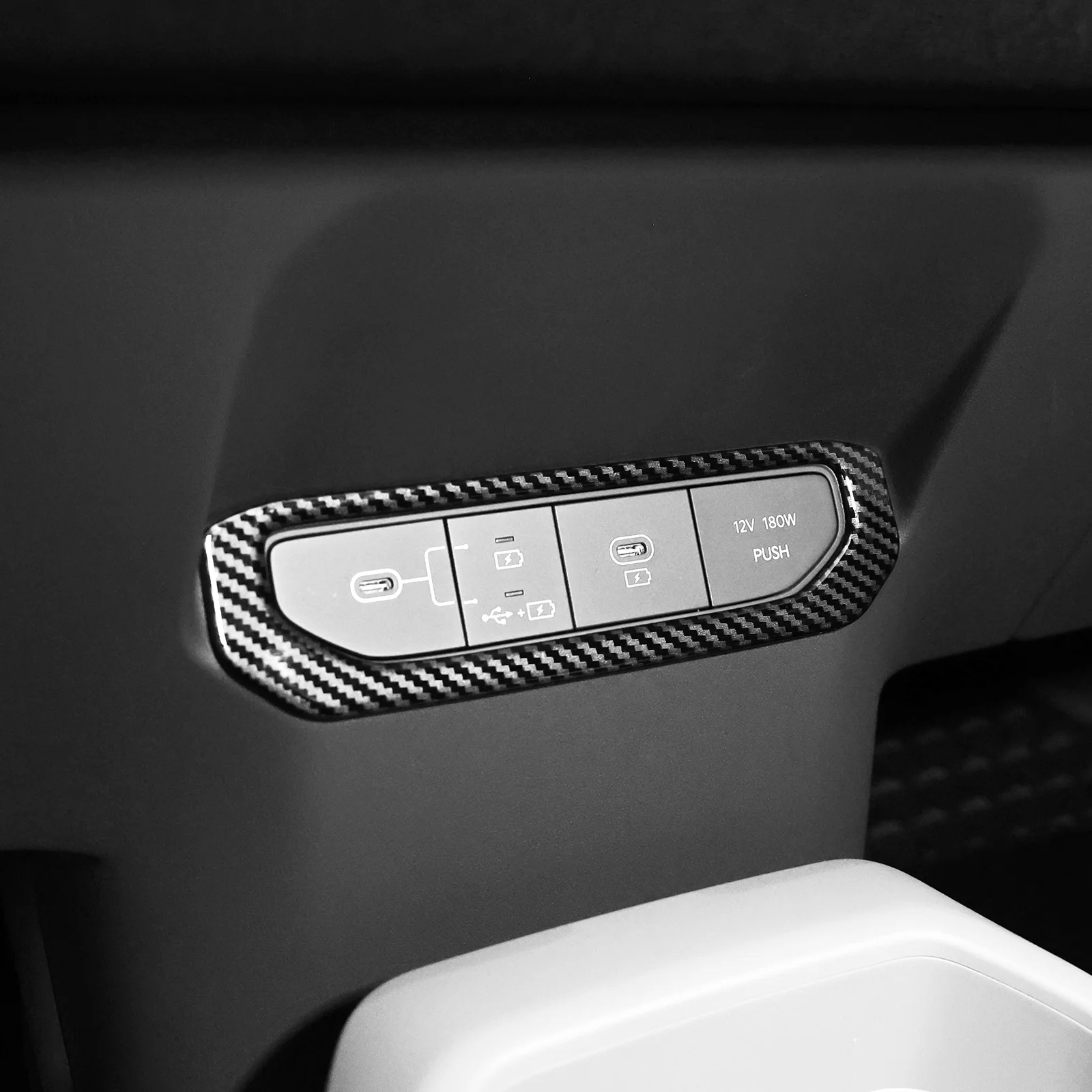 Фото Центральная консоль для Kia EV3 с USB-портом для зарядки №5