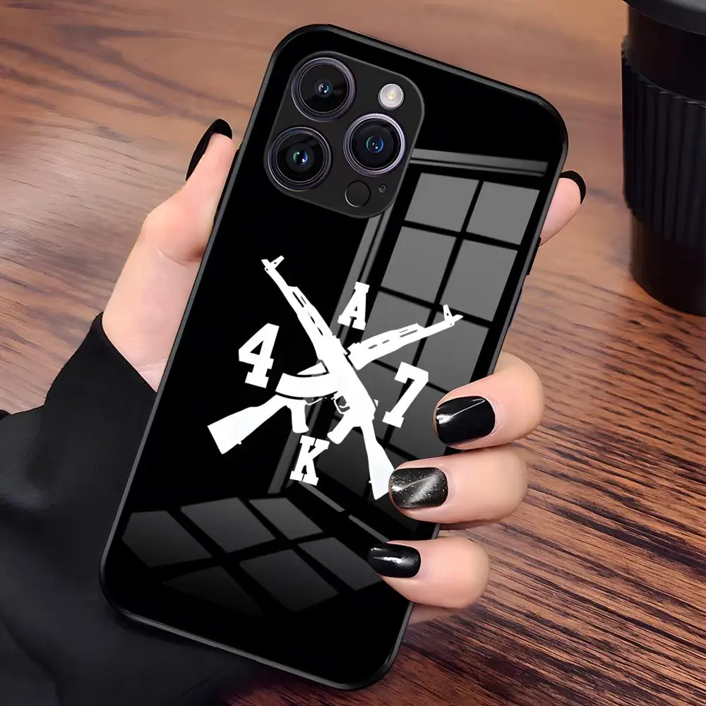 Чехол для телефона War Ak 47 для iPhone 17 Air 16 E Pro Max 15 14 13 Mini 12 Pro 11 Max Plus, черный стеклянный чехол