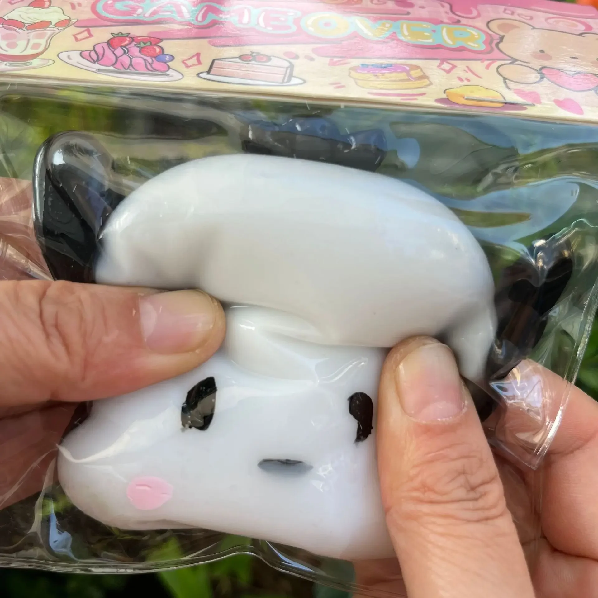 Фото Sanrio PochaccoCute Pinch Мультяшные Развивающие детские игрушки для снятия стресса Kawaii №2