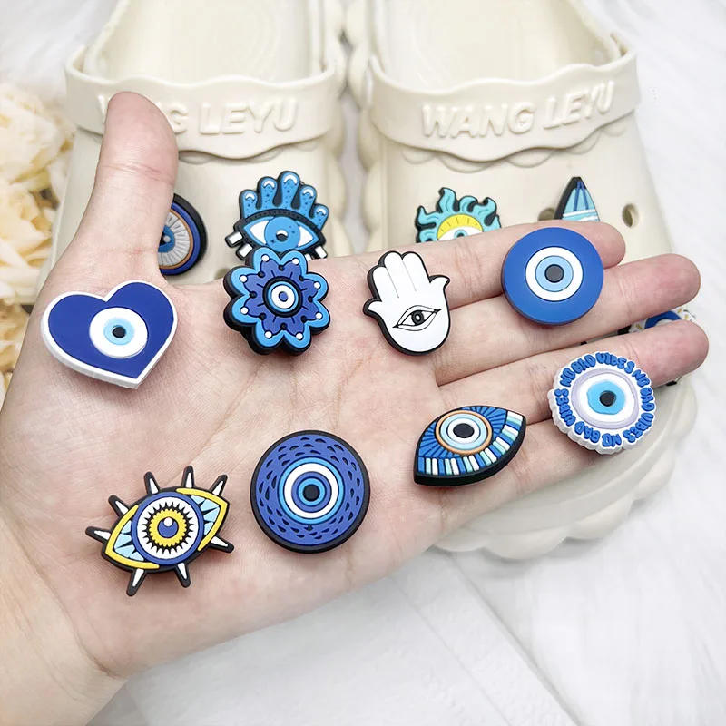 Фото 1 - 18 палочек для обуви PVC Eyes Evil, подходящих для аксессуаров из крокодиловой кожи, горок с пузырьками, сандалий, украшения пряжек, подходящих для подарков друзей №4