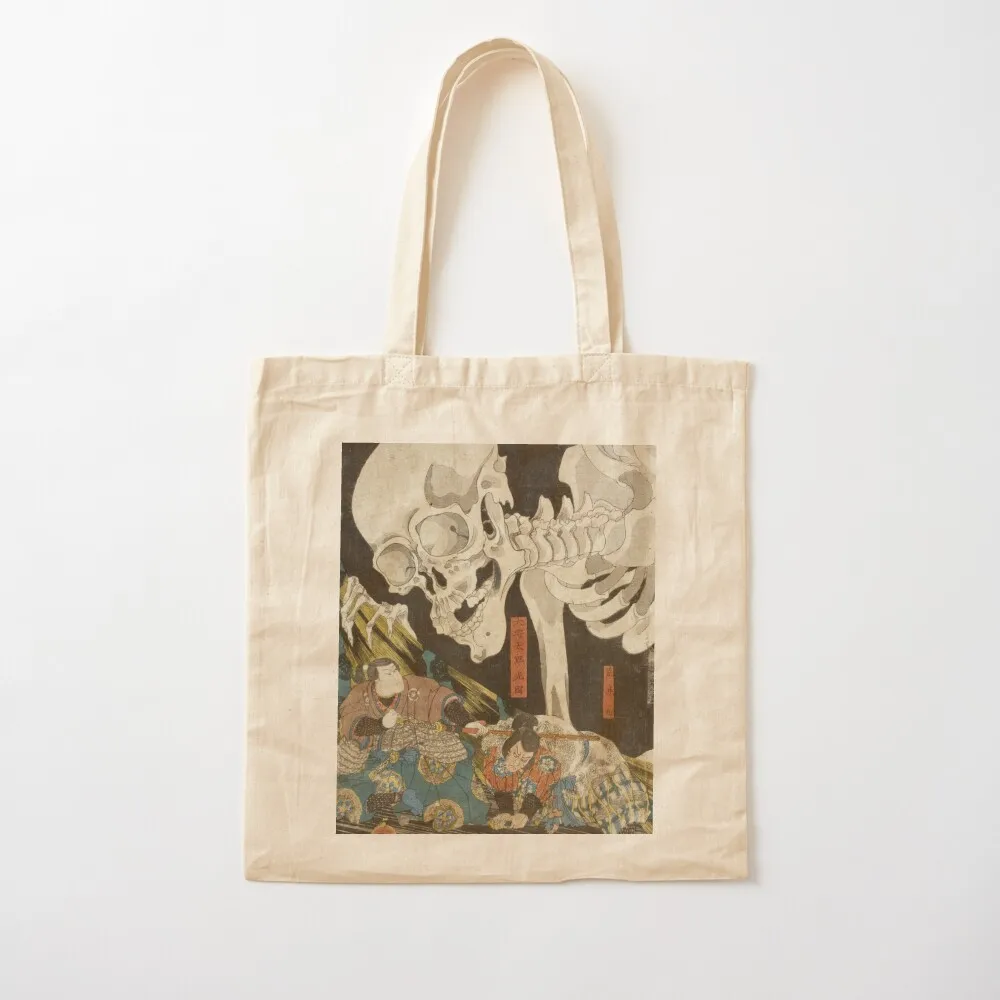 Utagawa Kuniyoshi - Mitsukuni And The Skeleton Spectre Tote Bag отличная сумка-шоппер