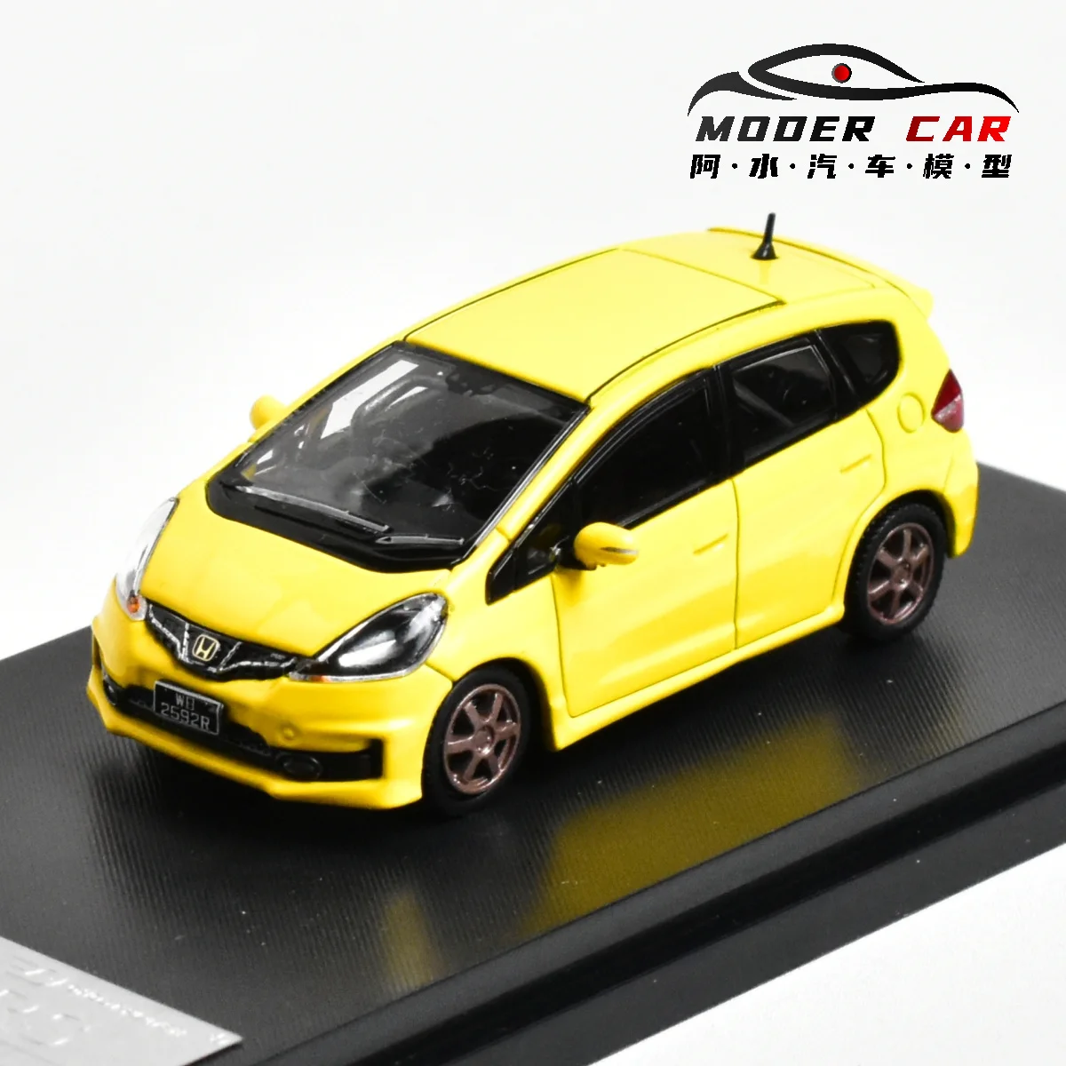 SW 1:64 FIT JAZZ Взрослые хобби GE8 RS SPOON Литая под давлением модель автомобиля (art.: 3920d03214e95) - 3920d03214e95