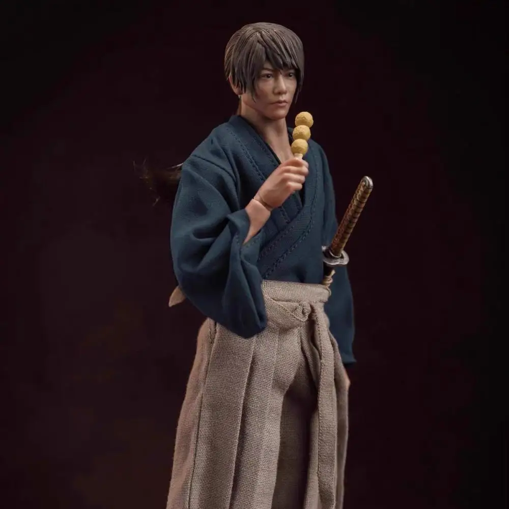 Фото Aton Custom Hitokiri Battousai Rurouni Kenshin 1.5 Sapphire Blue Ver. 6-дюймовая шарнирная фигурка ограниченной серии масштаба 1/12 №2
