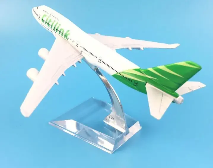 Фото Air Indonesia Citilink Airways B747 400 Boeing 747 400 Airlines 16 см модель самолета из металлического сплава модель самолета с подставкой №2