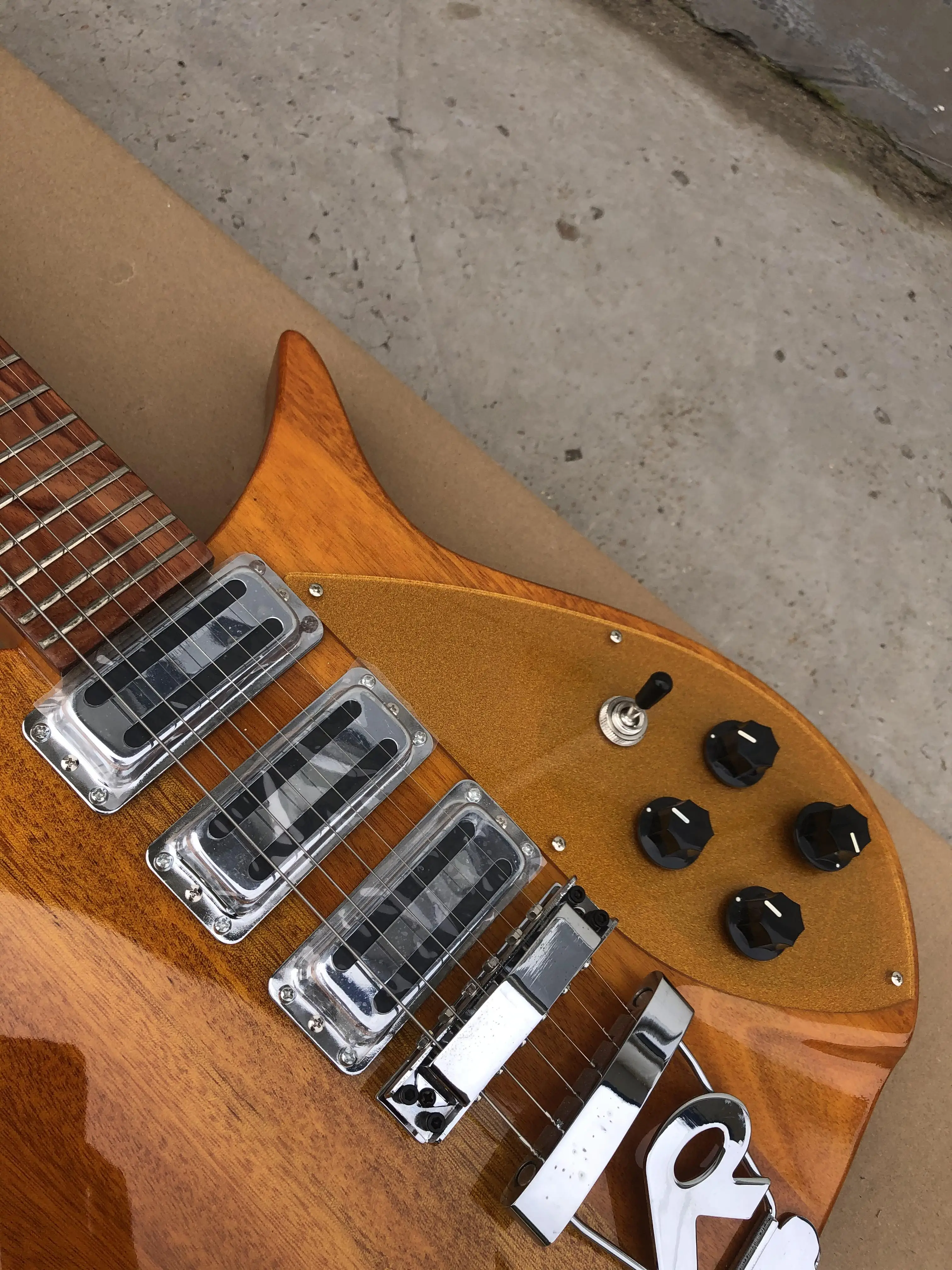 Фото Rickenbacker325-Clear Гитара цвета дерева, серебряные звукосниматели, гриф из розового дерева, пластина с R-натяжением, электрогитара, высокое качество №2
