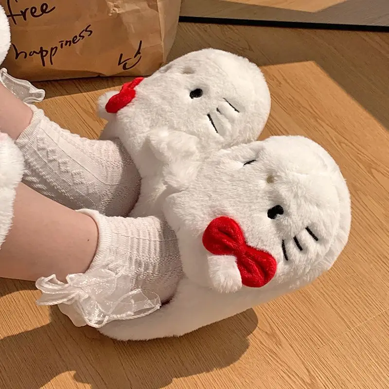 Фото Плюшевые тапочки Hello Kitty Sanrio, Симпатичные Мультяшные шлепанцы для студентов, Осень-зима, мягкая плюшевая обувь с подкладкой, игрушки, подарки для девочек №5
