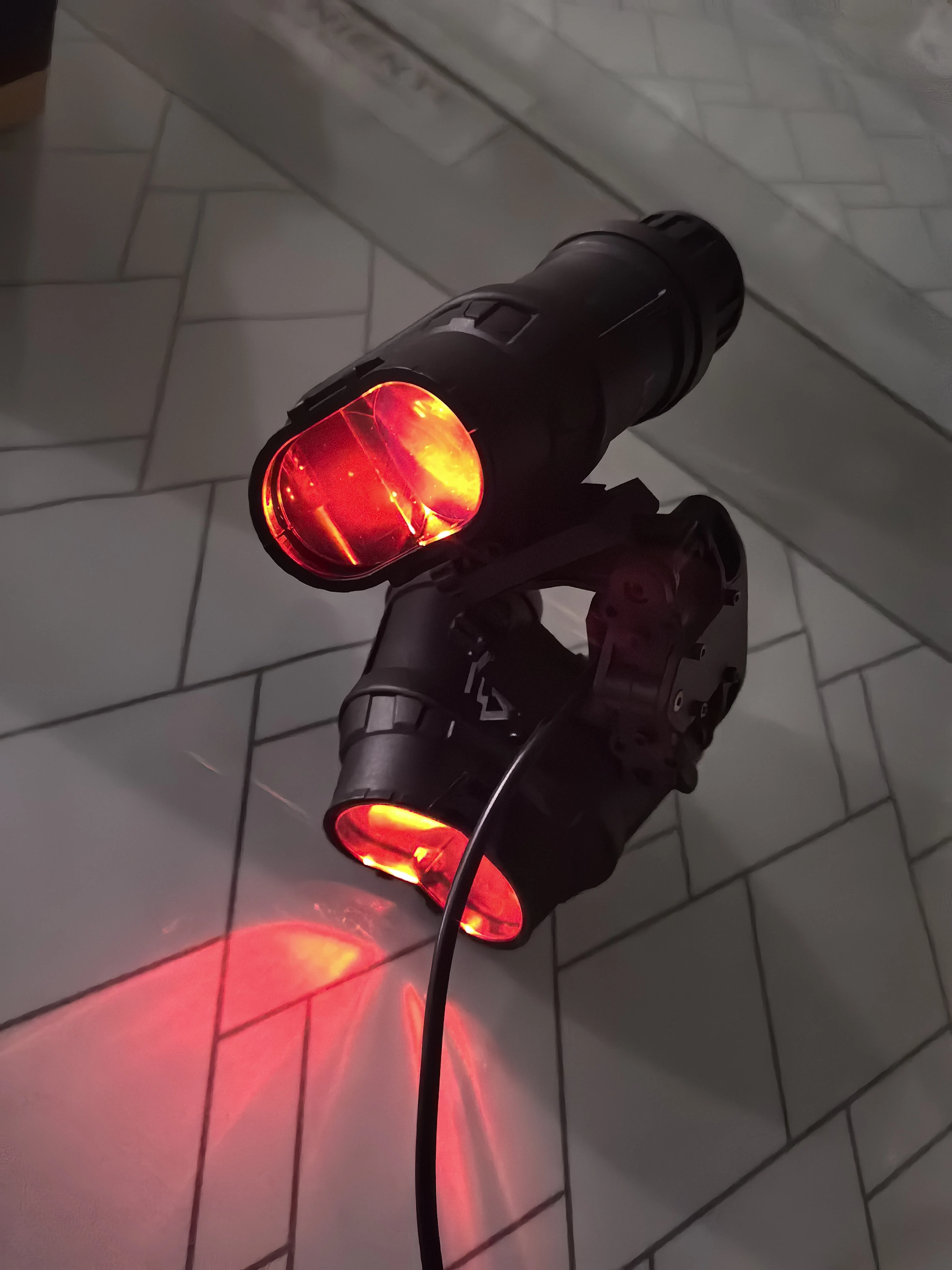 Тактические нефункциональные двойные очки ночного видения Nvg для страйкбола, поддельные Gpnvg18, раскладная модель устройства ночного видения с ролевыми играми