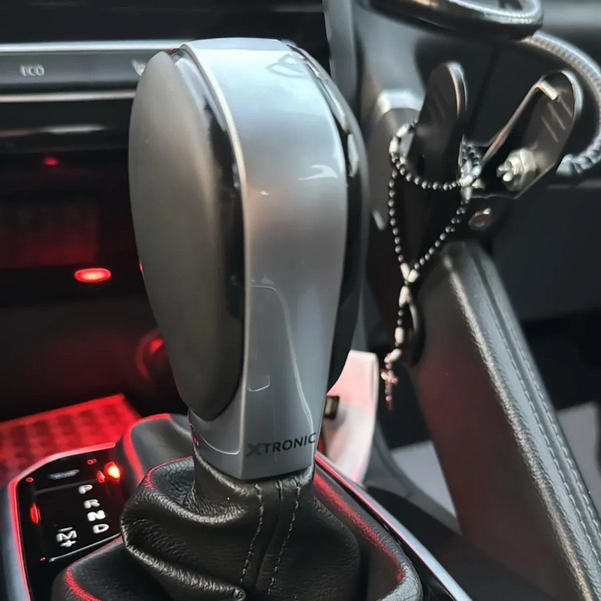 Для Renault Megane IV Mégane Grandcoupé Автоматическая ручка переключения передач Замена головки автомобиля Ручка переключения передач Хромированная искусственная кожа 2015-2022 (art.: 3920ccc1d3ace) - 3920ccc1d3ace