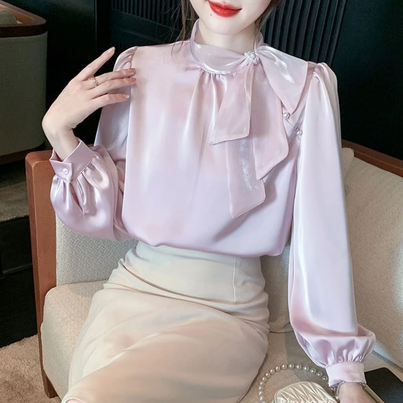 Фото Off White Woman Top Tie однотонный современный длинный элегантный и молодежный шикарный распродажа новых сорочек и блузок для социальных новинок 2025 года для женщин №4
