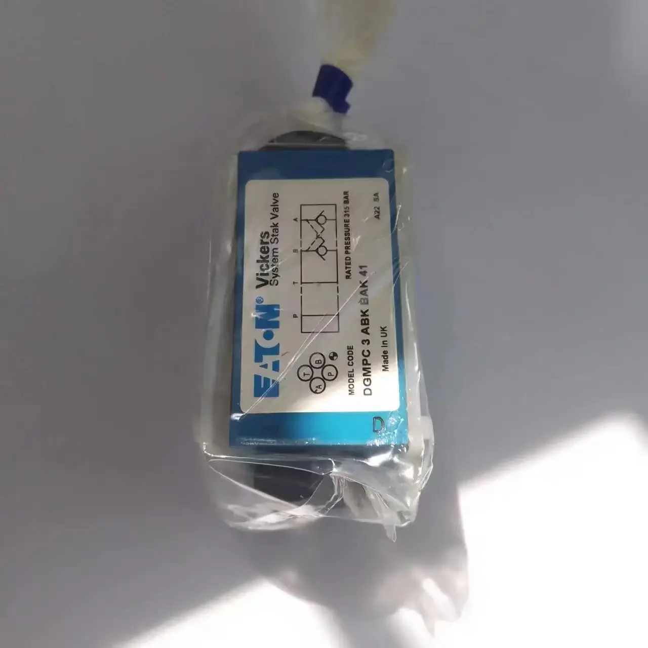 Соленоид Eaton Katup DGMPC 3 ABK BAK 41 (art.: 3920cd8f2eca9) - 3920cd8f2eca9