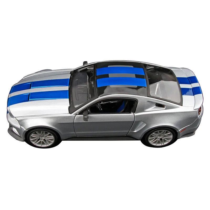 Фото Модель автомобиля Ford Mustang GT Racer 2014, 1:24, из сплава №5