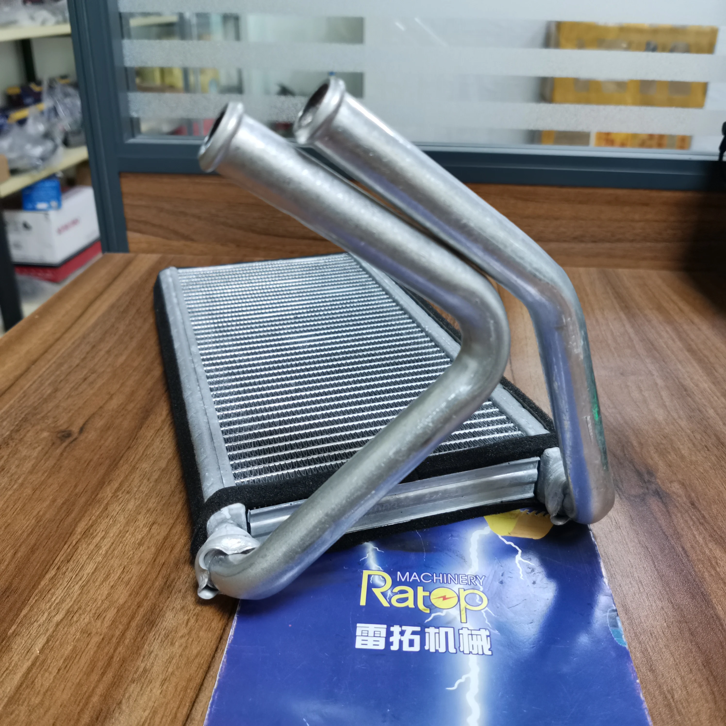 Радиатор обогрева экскаватора ZAX240-5G XB00001051 Сердечник нагревателя XB00001051 (art.: 3920cfb417f9a) - 3920cfb417f9a