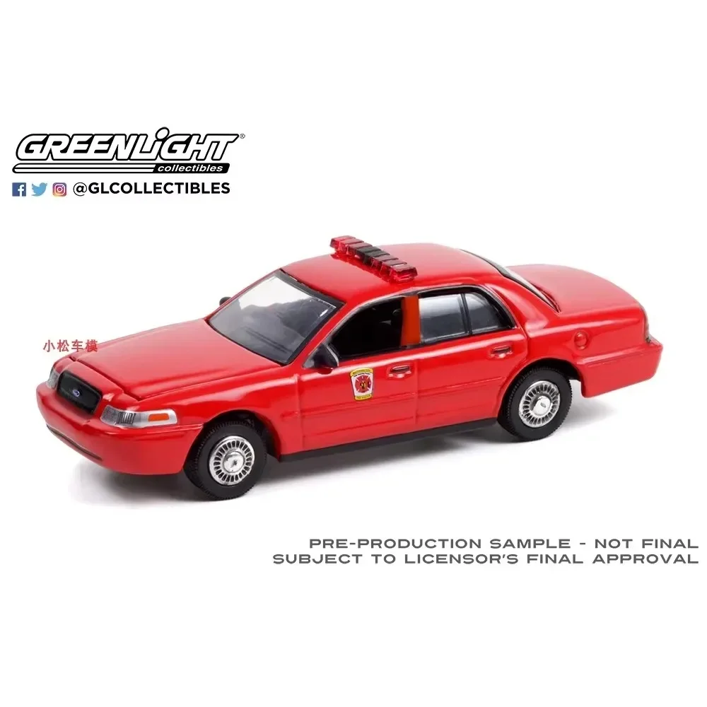 1:64 2000 Jeep Grand Cherokee 2001 Ford Crown Victoria InterceptorВысокая имитация сплава Модель автомобиля Коллекционная игрушка Подарочный дисплей (art.: 3920cd4f8291e) - 3920cd4f8291e