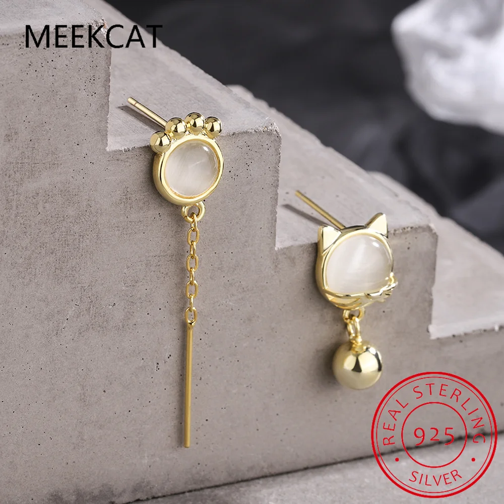 Серьги-гвоздики Асимметричные из серебра 925 пробы в виде кошки