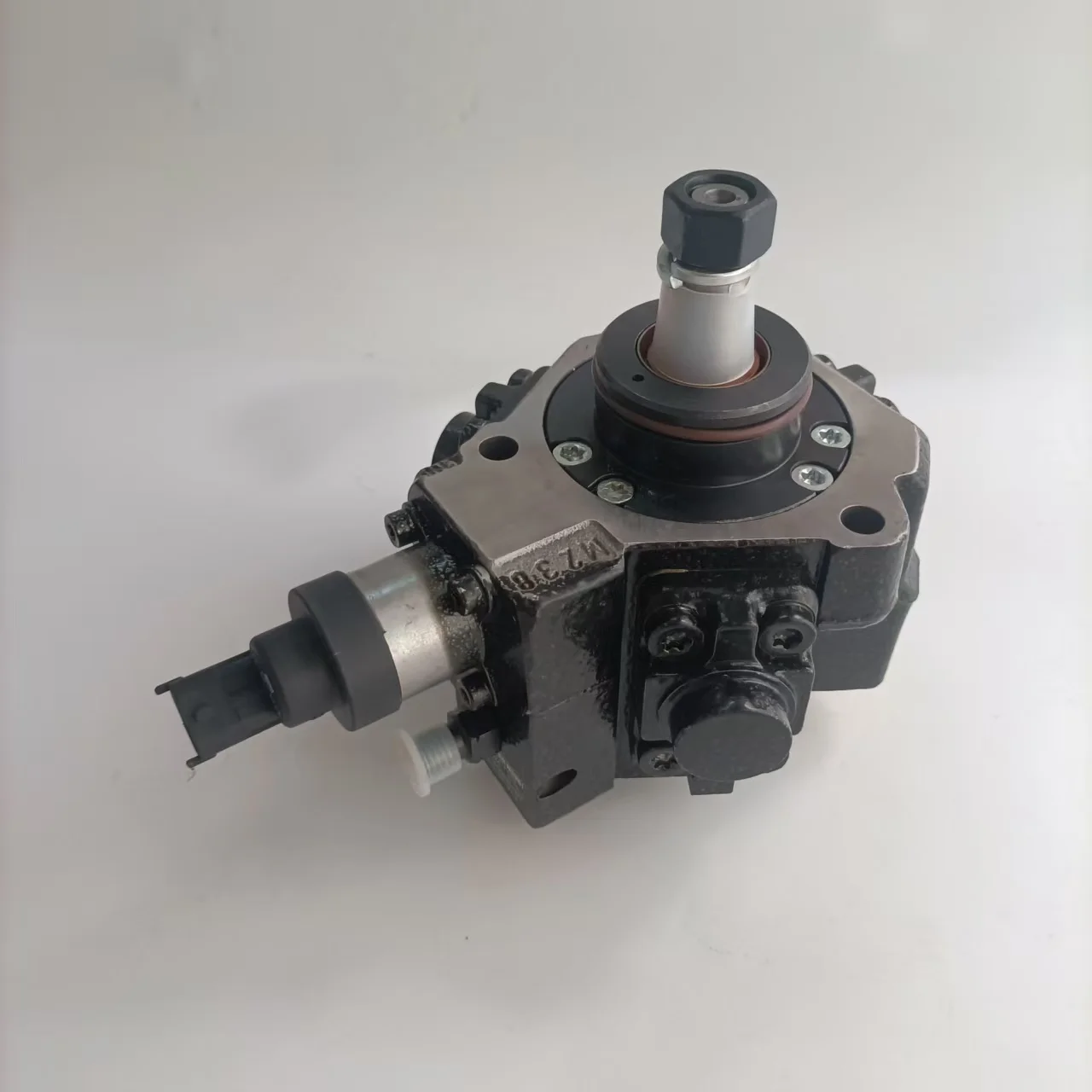 Фото 6271-71-1110 подходит для экскаватора Komatsu PC60-8 70-8 130-7 130-8 4D95LE масляного насоса высокого давления 0445020070 №3