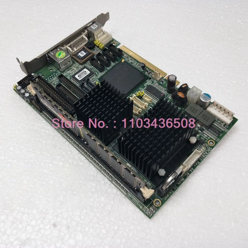 Оригинальная материнская плата промышленного компьютера Axiomtek SBC82810 REV.A4-RC