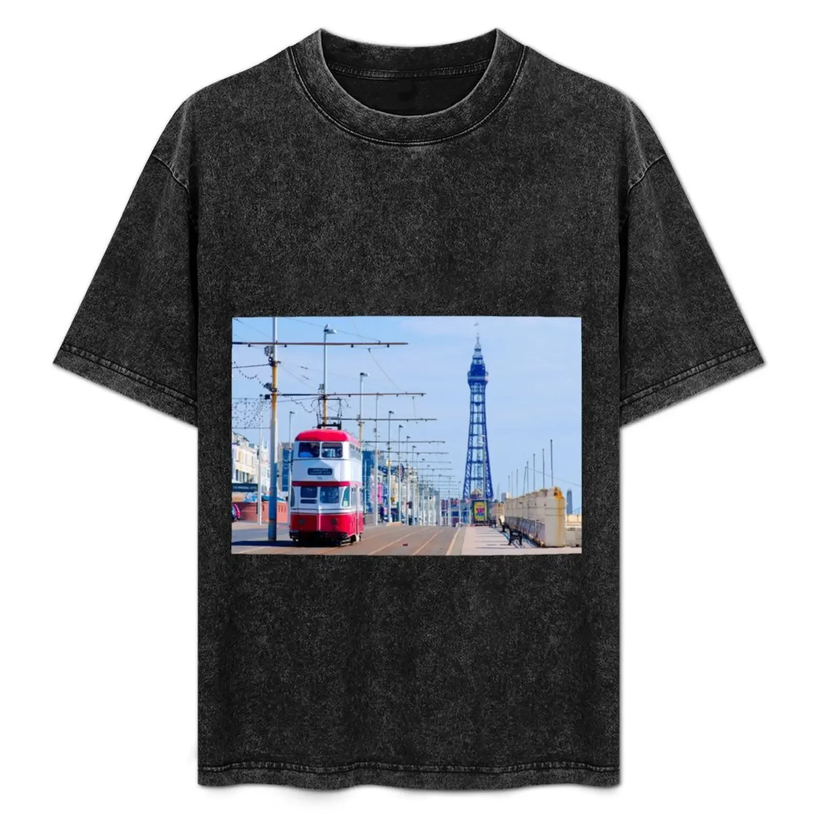 Классический винтажный Tramwaj Blackpool Heritage с башней Blackpool — отличные идеи подарков. Футболка с простой отделкой, футболка для мужчин