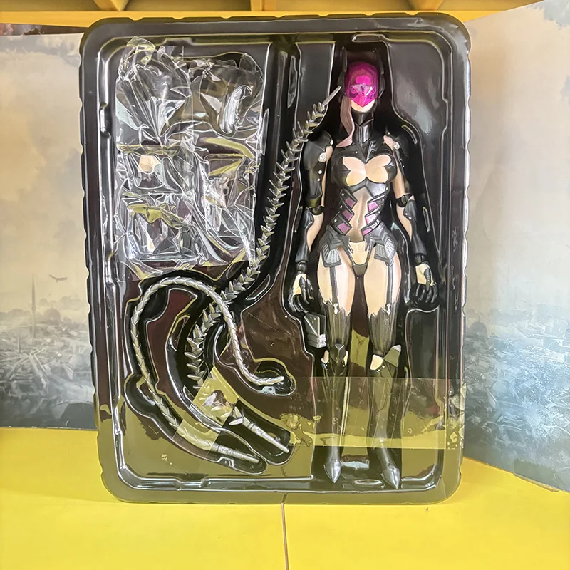 Фото PLAY ARTS Cat Woman Фигурка Selina By Tetsuya Nomura The Dark Knight Rises Kyle Модель игрушки Подарок Украшение комнаты Подарок 26 СМ №3