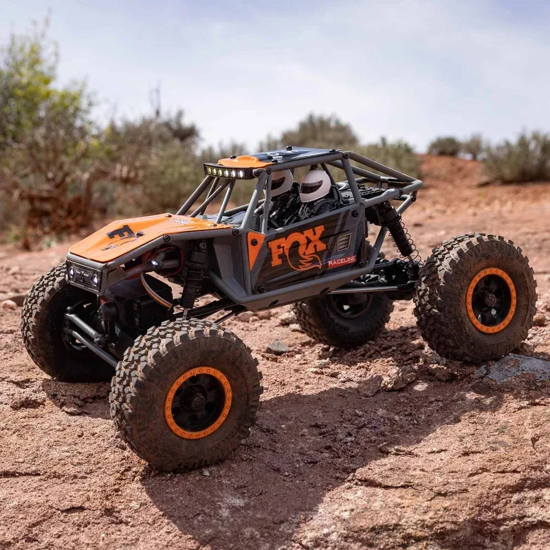 Фото Осевой новый V2 Little Goat 1/18 имитация масштаба альпинистский автомобиль Utb18 Capra 4wd Unlimited Trail металлическая коробка передач, готовая к игре №2