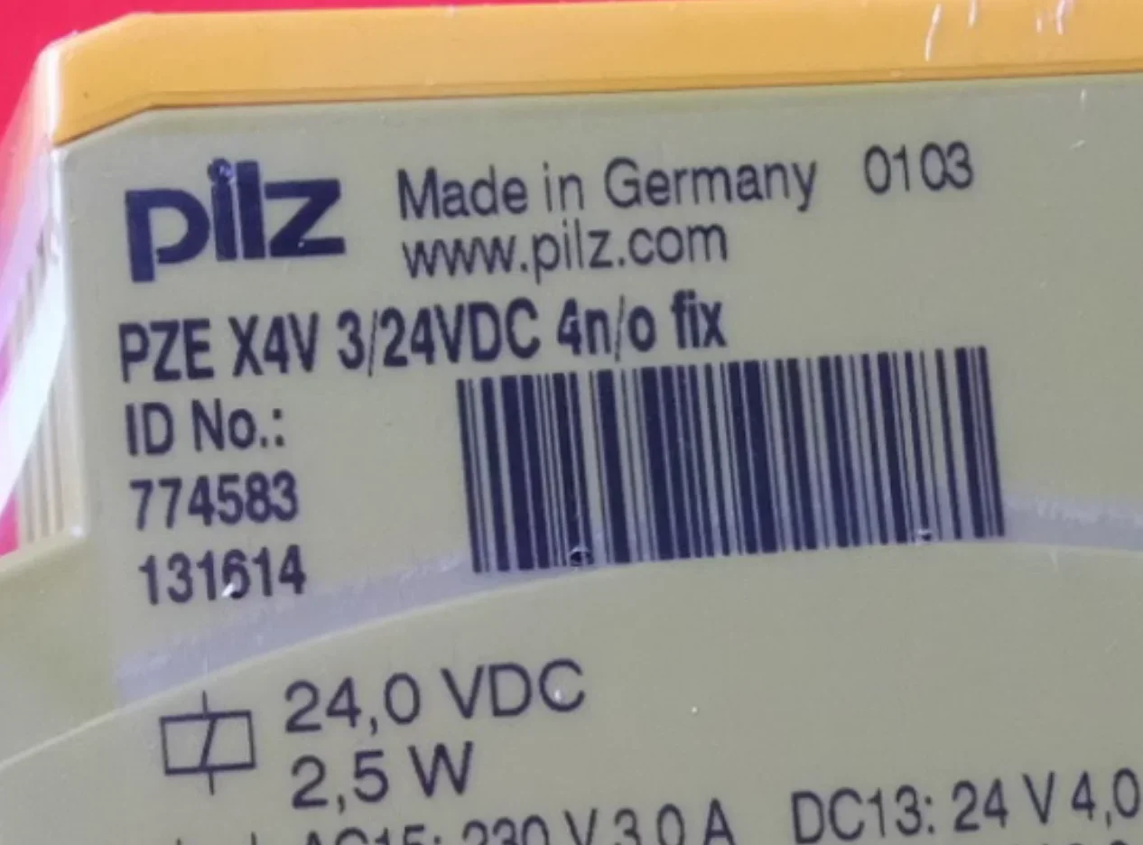 Pilz Новый модуль безопасности PZE X4V 3/24VDC 4n/o исправление 774583
