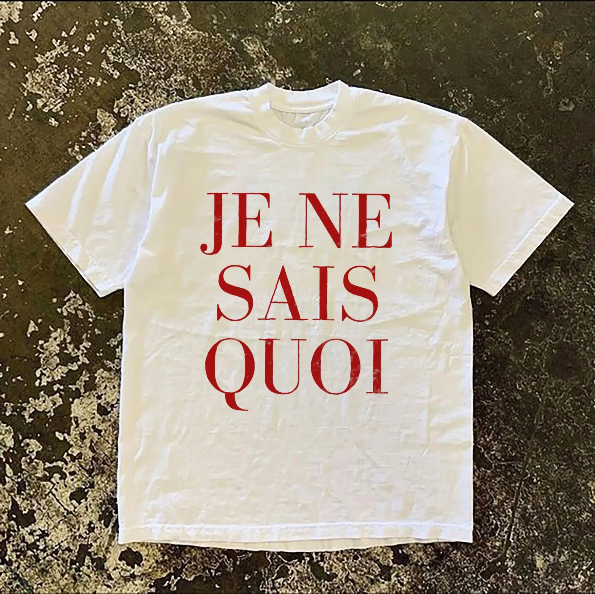 Футболка Je Ne Sais Quoi