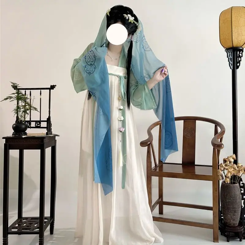 Новое китайское платье Hanfu 2025 года — модный типический китайский женский костюм Qixiong Ruqun (повседневная одежда, традиционный наряд для женщин) (art.: 3920ceb5aef34) - 3920ceb5aef34