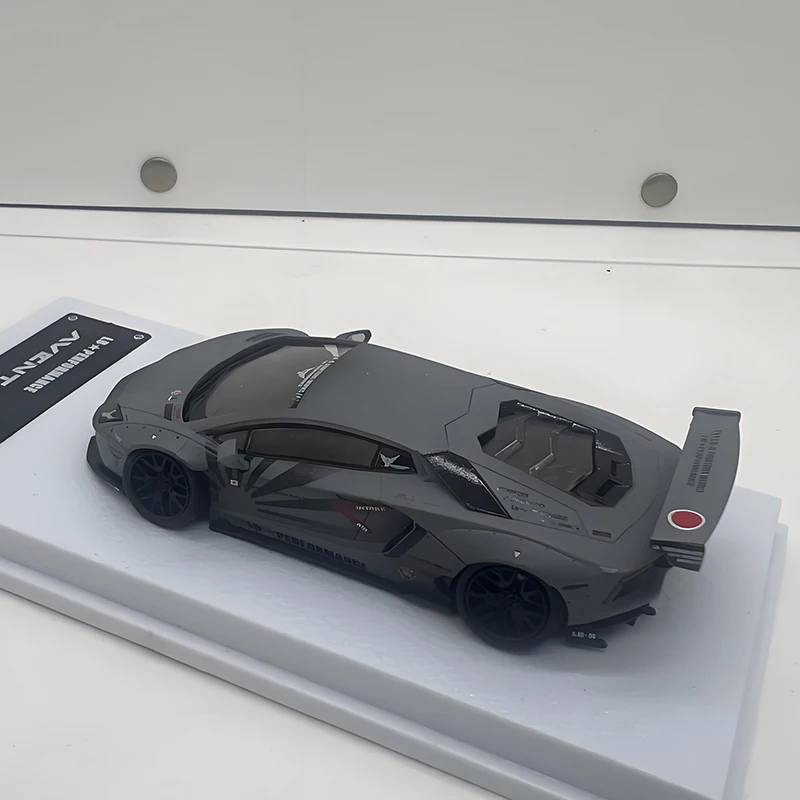 Фото MJ 1:64 LP700 Aventador LBWK Суперкар из сплава, литье под давлением и игрушечные транспортные средства, модель автомобиля, миниатюрная масштабная модель автомобиля для детей №5