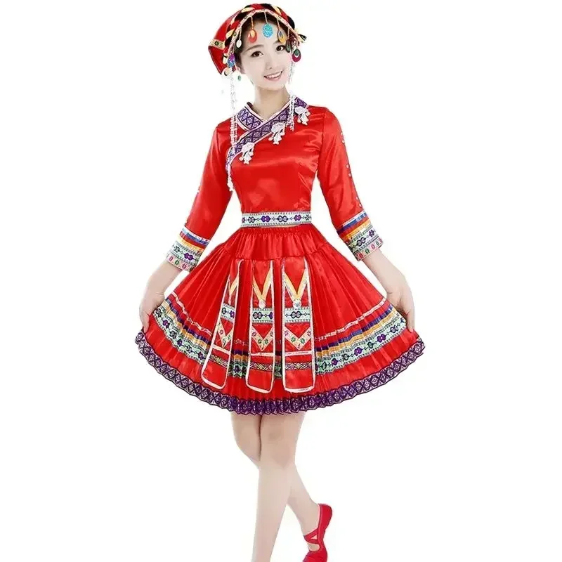 Фото Одежда мяо, одежда хмонг для женщин со шляпой, красный костюм мяо хмонг, одежда для выступлений, китайская одежда с длинными рукавами №3