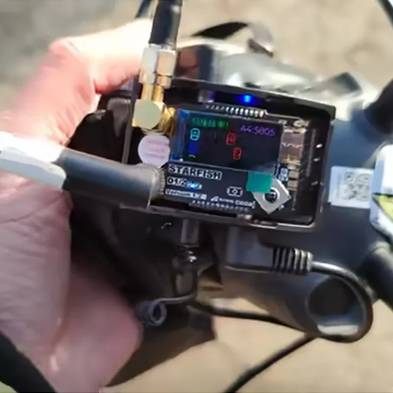 Фото BAYCK STARFISH D1 5.8G модуль двойного антенного приемника RX для Fatshark V1/2/3 HD1/2/3 HDO HDO2 SKYZONE SKY04L SKY04X FPV очки №4