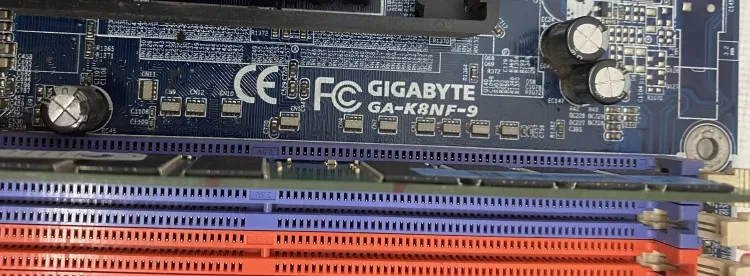 Фото Motherboard GIGABYTE GA-K8NF-9 Socket 939 №3